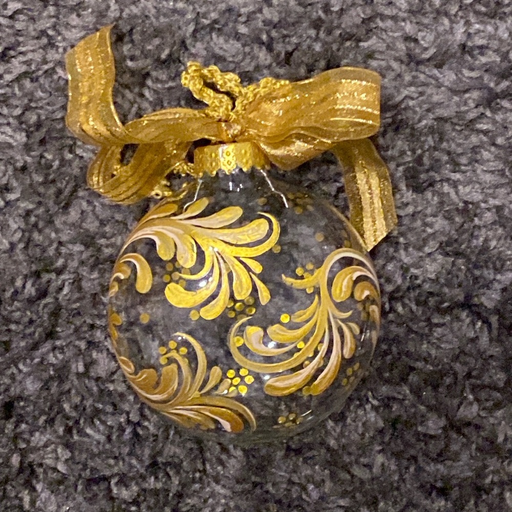 Hand painted ornament hold and clear 🎄